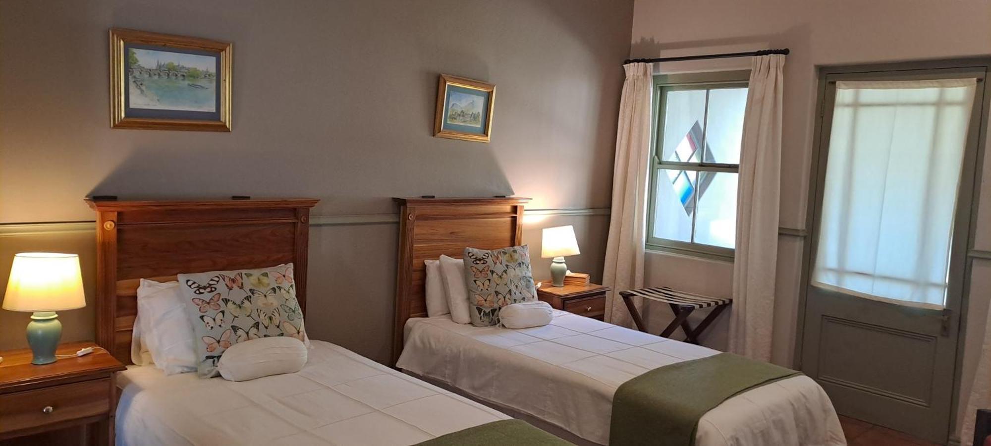Housemartin Lodge & Self Catering De Rust 外观 照片