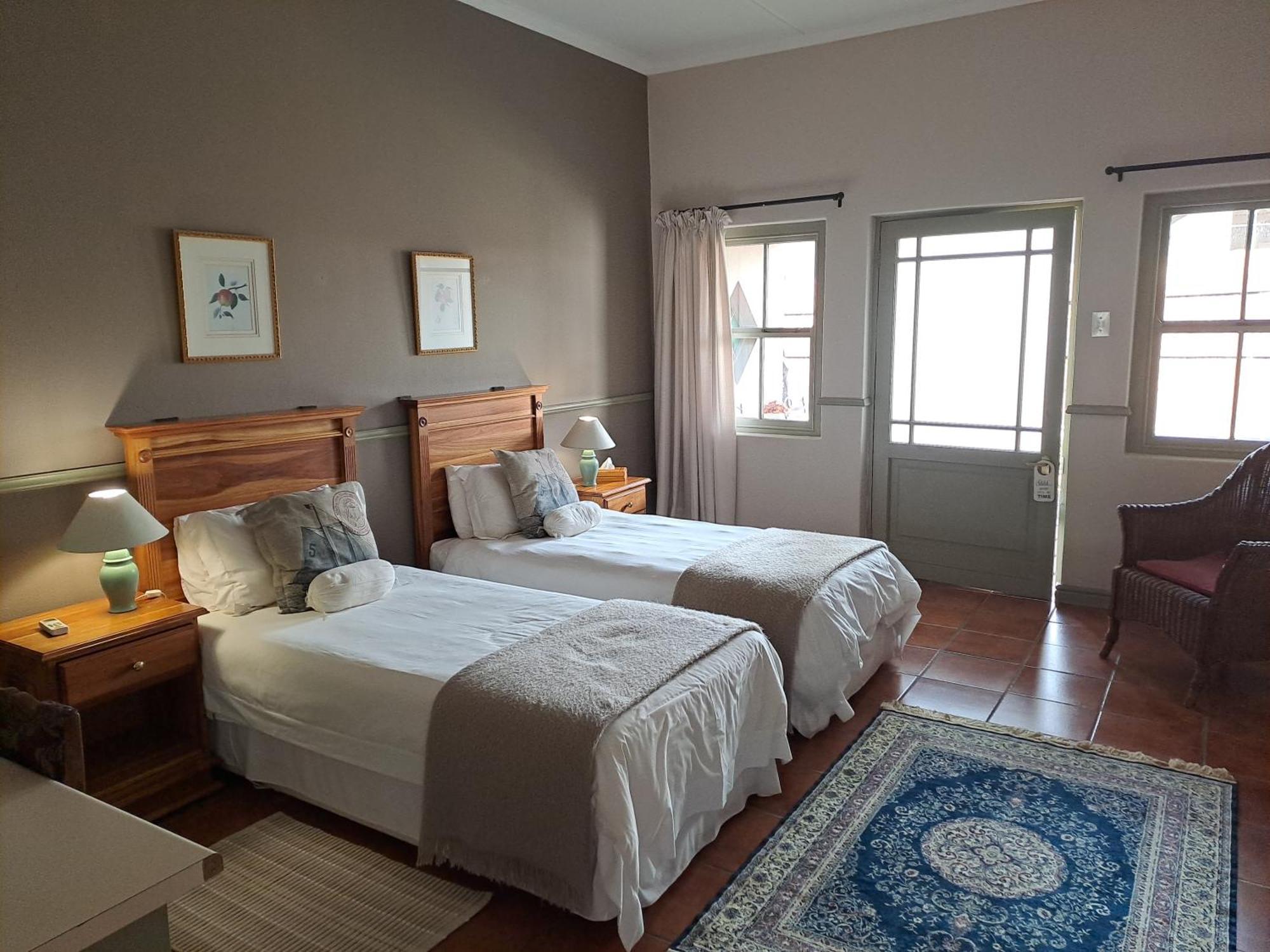 Housemartin Lodge & Self Catering De Rust 外观 照片
